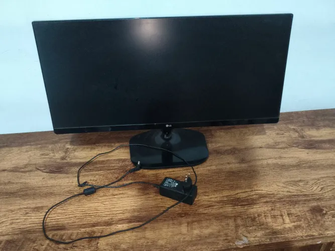 Monitor LG 25 polegadas ultra wide