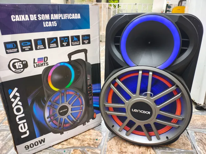 Caixa de Som Amplificada Lenoxx LCA15 900W Bluetooth / LED / 12V - Estado de Nova!