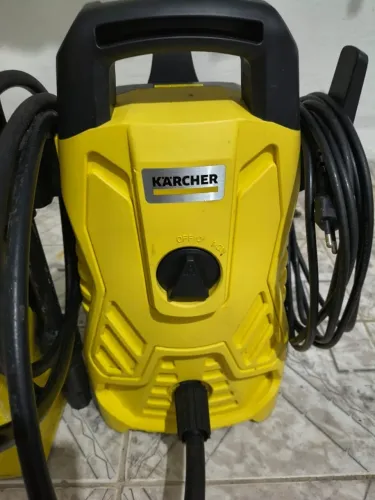 Lavadora de Alta Pressão Kärcher Compacta - Na Caixa + Acessórios