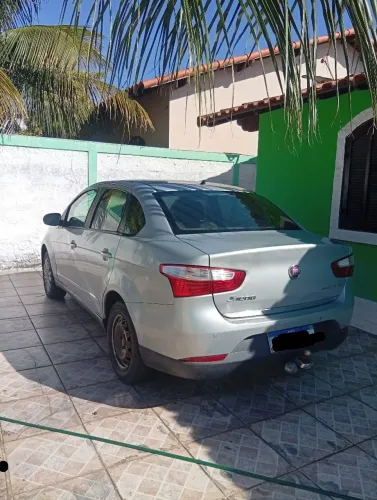 Fiat Grand Siena Essence 1.6 Flex 16V 2015