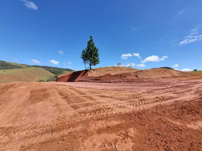 Lote/Terreno para venda com 568 metros quadrados em Vila Margarida - Miguel Pereira - Rio