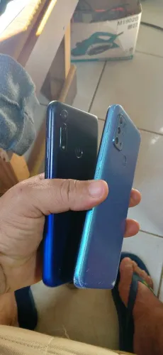 Dois Celulares com defeito  