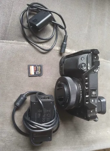 Câmera Sony com kit completo