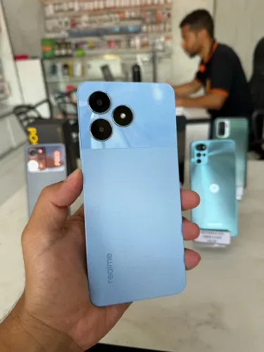 Realme note 50