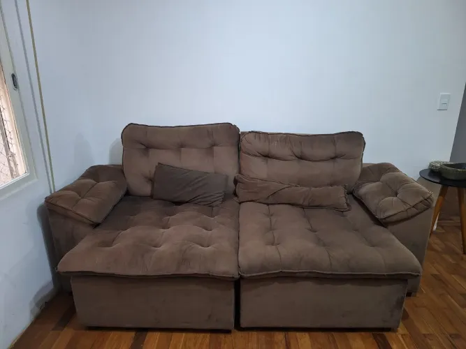 Sofá retrátil- excelente estado