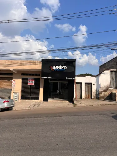 PONTO COMERCIAL À VENDA