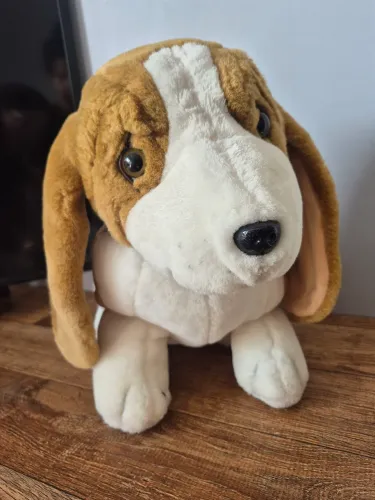 BRINQUEDO BICHO DE PELÚCIA CACHORRO BEAGLE BASSET HOUND