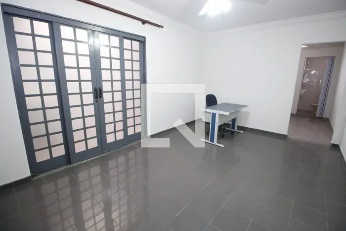 Casa à Venda - Vila Sônia, 2 Quartos, 150 m2