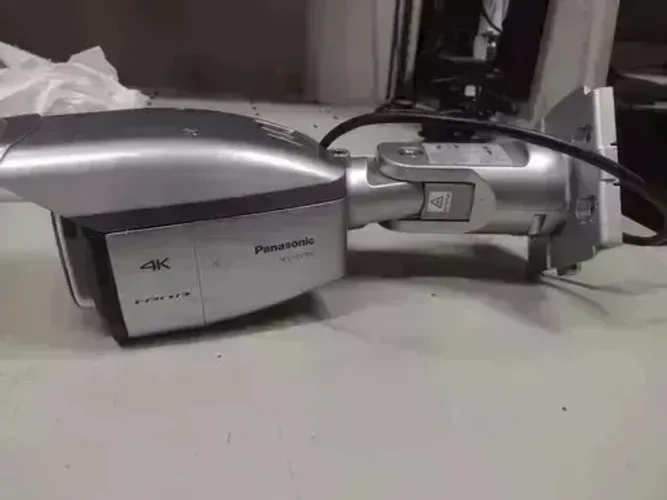 Camera IP Panasonic Antivandalismo Ipro 4k Wv-pb781l