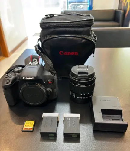 Canon T7i novinha + lente original