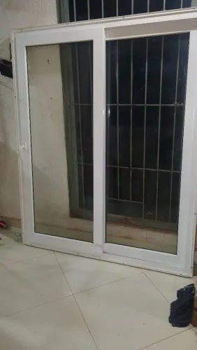 Ela abre por 2 lados