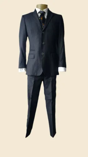 lindo terno slim fit da grife conceituada alemã hugo boss