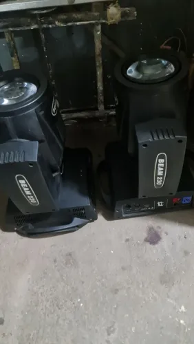 Par de Moving Beam 230 7R - Pouquíssimo Uso (Uso Próprio de Banda)