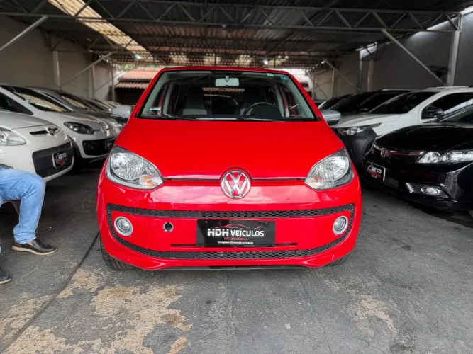 Volkswagen Up! Black/white/red I Motion 1.0 Flex 5P 2015
