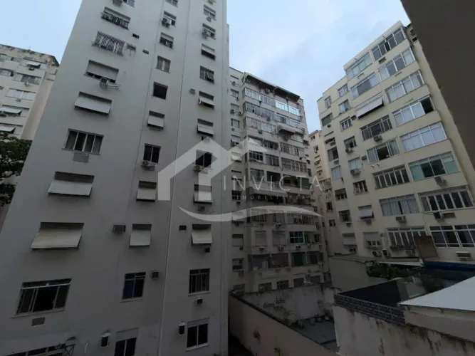 Maravilhoso Apartamento de 2 Quartos com Vaga de Garagem