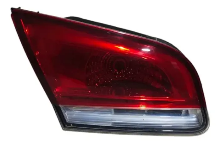 Lanterna Esquerda Tampa 51789763 Fiat Siena 2008 2009 A 2012 Direito/passageiro Branca