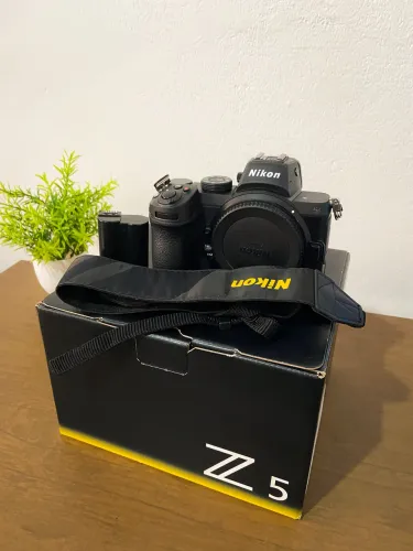 Nikon Z5 Full frame NOVA 11k cliques