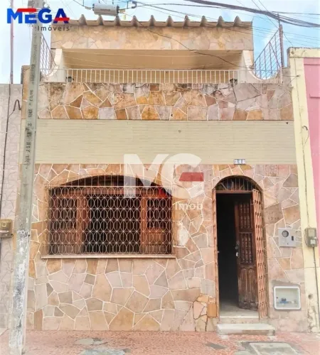 Casa em Salesianos