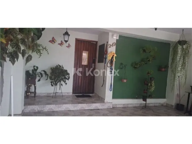 Sobrado à venda com 2 quartos em Canindé, São Paulo