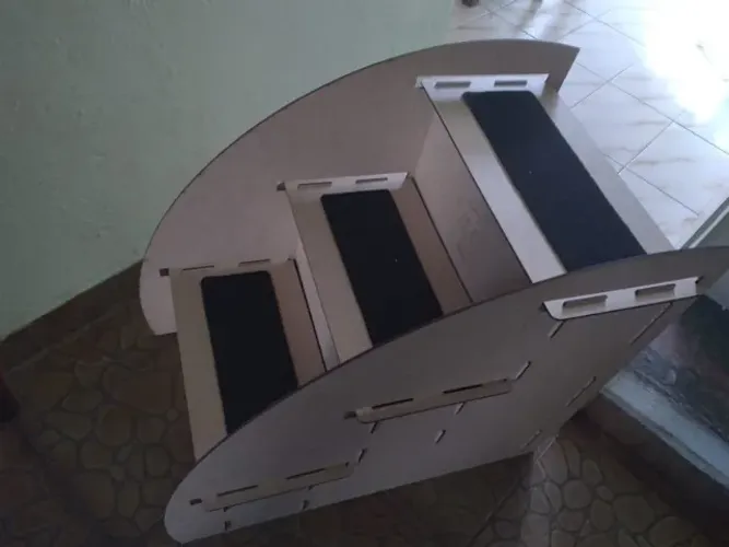 Escada de Madeira MDF