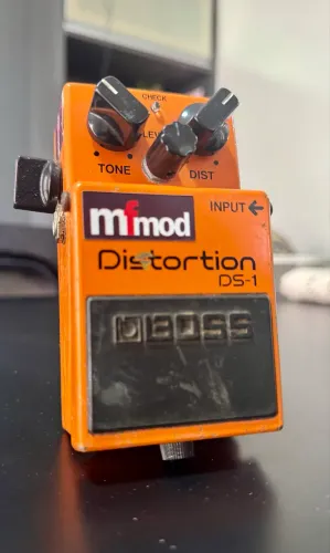 Pedal Boss DS1 mod Plexitone