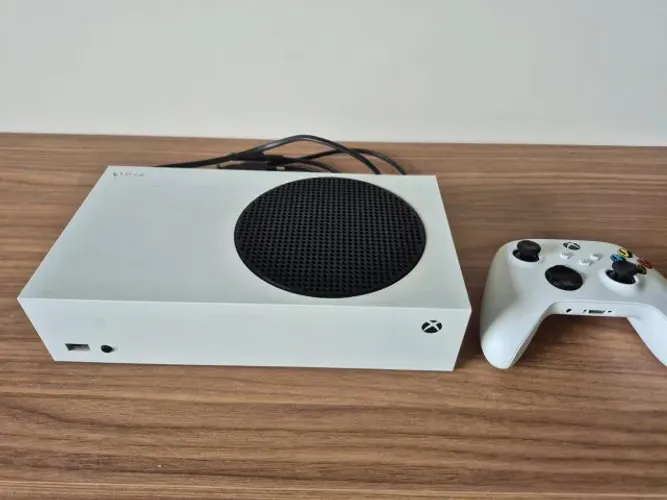 Xbox Series S 512GB Branco com 1 Controle Original