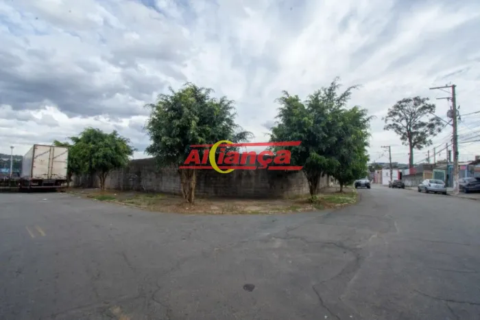 TERRENO EXCLUSIVO DE 1.408m² À VENDA - JARDIM ÁLAMO, GUARULHOS/SP.