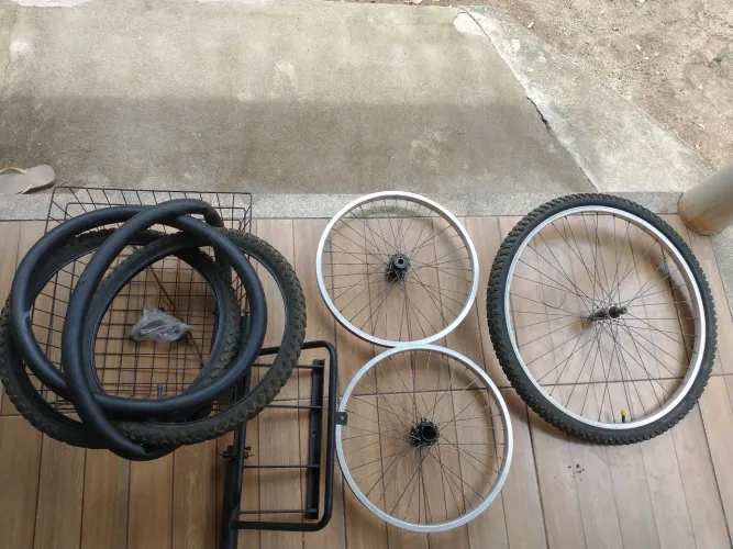 Vendo kit para bicicleta triciclo.