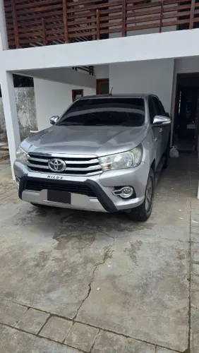 Toyota Hilux CD SRV 4X4 2.8 TDI Diesel Aut. 2016
