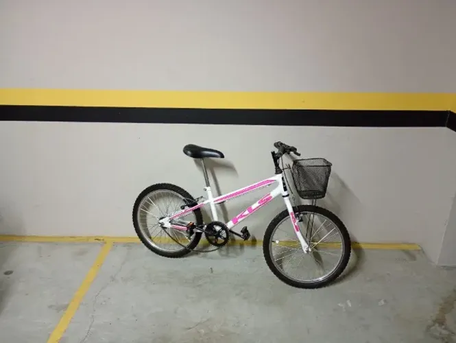 Bicicleta infantil para crianças entre 5 e 8 anos