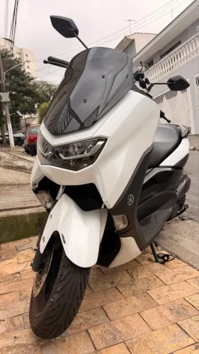     Yamaha NMAX 160 ABS 2022
