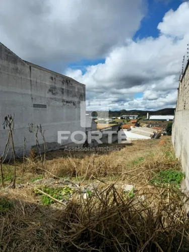VENDO excelente terreno na Vila Suíssa, em Mogi das Cruzes.