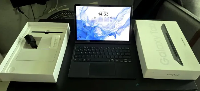 Galaxy Tab S9 - Samsung / 256 GB / 12GB Ram