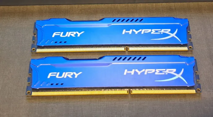Par Memoria ddr3 4gb Hyperx Fury