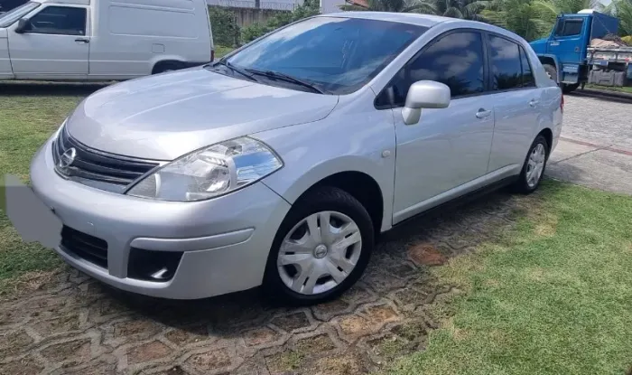 Nissan Tiida Sedan 1.8 16V Flex Fuel 4P 2012