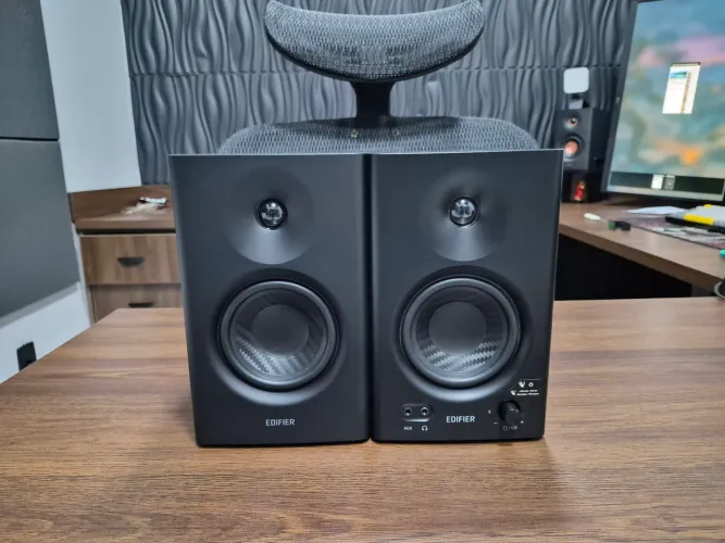 MONITOR ÁUDIO EDIFIER MR4 NOVO