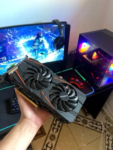 Placa de vídeo RX590 8GB