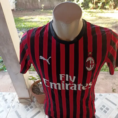 camisa do Milan emirates