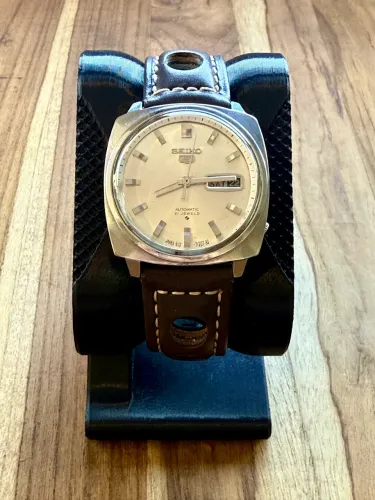 Relógio Seiko 5 Case Cushion 6119-7020 - 1970