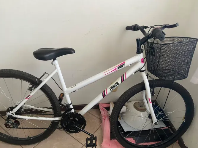 Bicicleta semi nova 500 reais