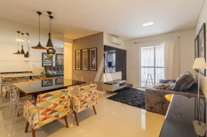 Apartamento com 3 quartos à venda no bairro SAGUAÇU em JOINVILLE-SC por R$920.000,00.