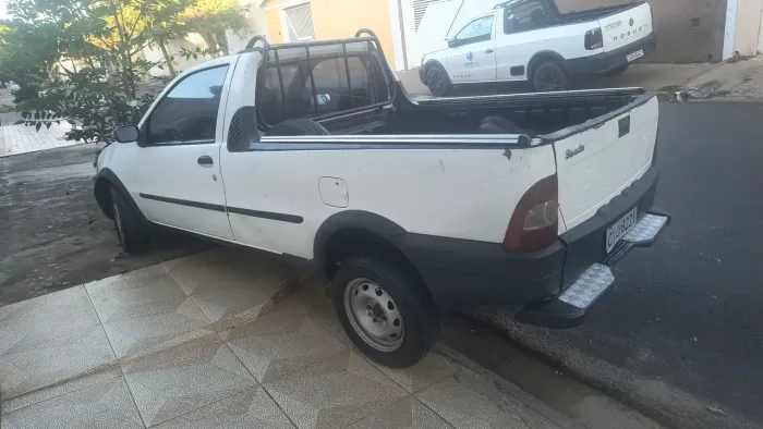 Fiat Strada 1.4 MPI Fire Flex 8V CS 2006
