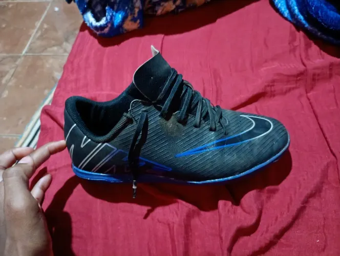 Tênis de futsal da Nike