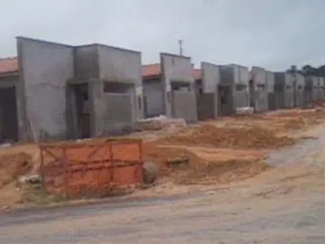 VAGA PROFISSIONAL PEDREIRO