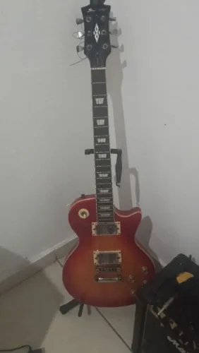 Guitarra les paul strinberg 