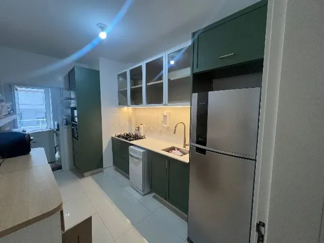 Cozinha modular e torre quente