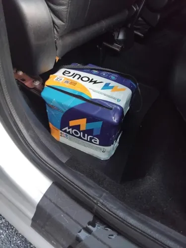 Bateria de carro excelente R$ 500,00 a negociar somente zap *