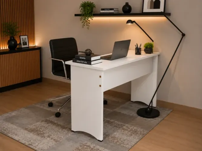 Mesa Top Best Office Em MDF. Medidas L80cm x P35cm x A74cm.