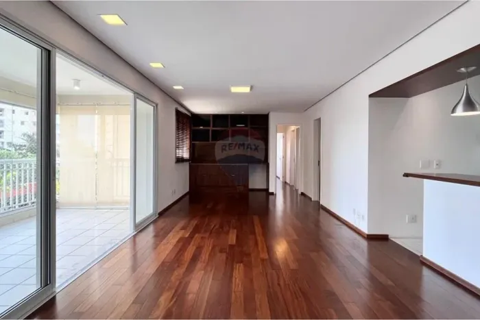 Apartamento 3 dormitorios 1 suite varanda com churrasqueira