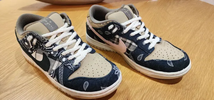 Tênis Nike Travis Scott Cactus Gold 39.